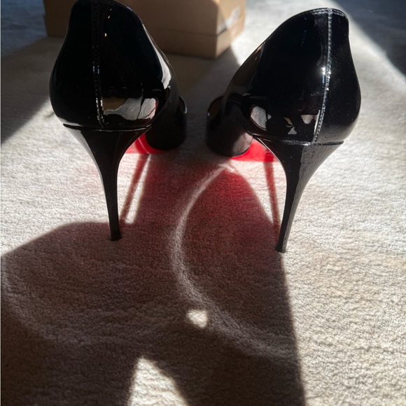 Louis Vuitton Pigalle Follies 85 Patent Black 39.5 (women’s 9) - Picture 12 of 12